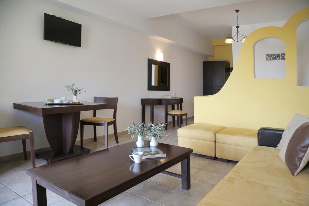 Yalis Hotel Vóci Kültér fotó
